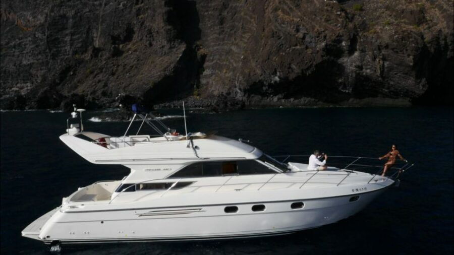 Las Galletas: Yacht Tour With Sea Encounters and Snorkeling