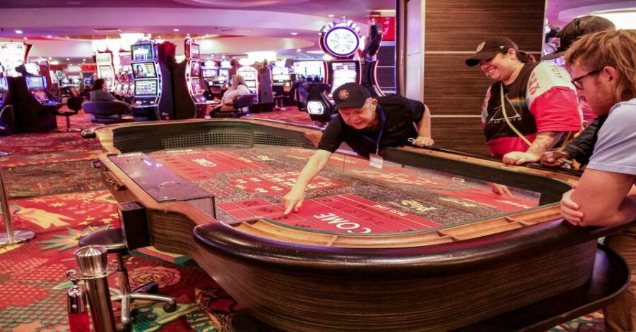 Las Vegas Casino: Gambling Class at the Plaza Hotel & Casino - Good To Know