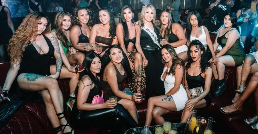 Las Vegas Fremont Street Bar Crawl