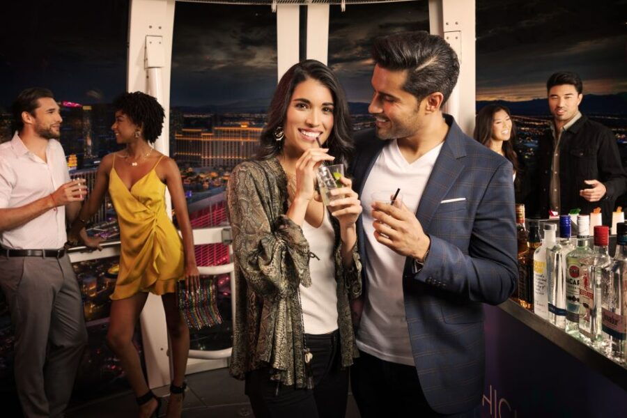 Las Vegas: High Roller Entry Ticket With In-Cabin Open Bar - Good To Know