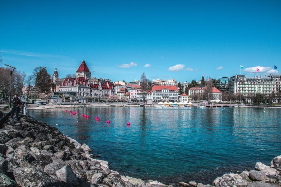 Lausanne: Capture the Most Photogenic Spots With a Local