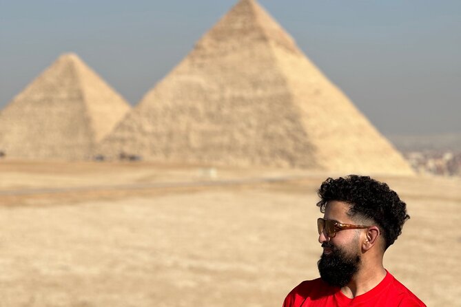 Layover Tour to the Pyramids, Egyptian Museum and The Old Bazaar