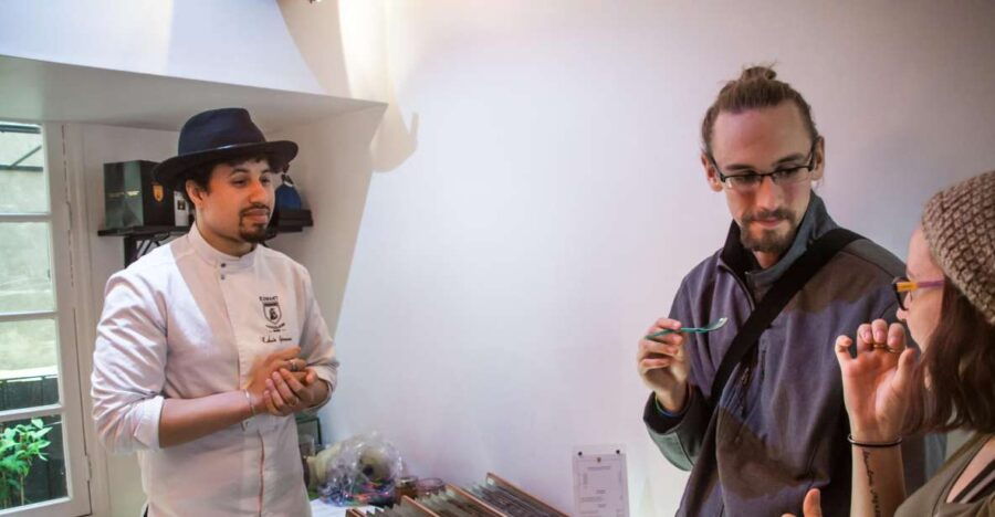 Le Marais: Pastry and Chocolate Food Tour - Good To Know