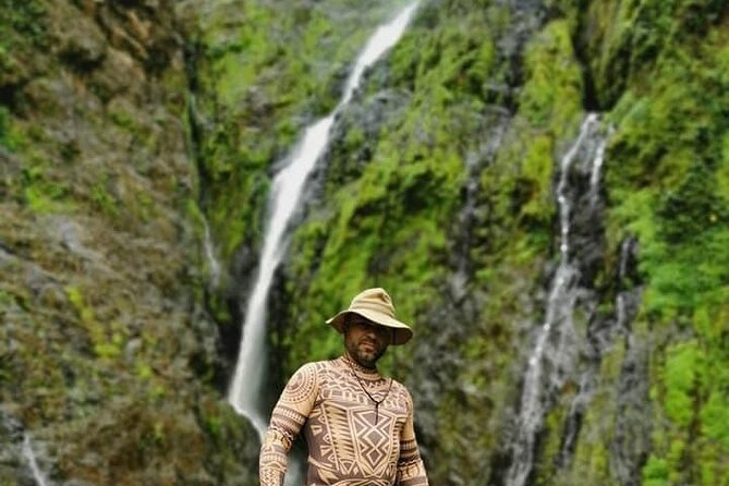 Leaping La Jalda - Hiking or Horse Riding by Rain Forest - Good To Know