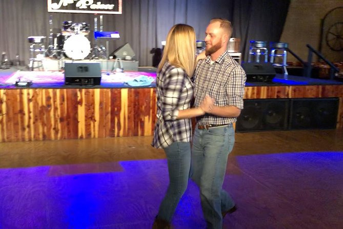 Learn the Texas Two-Step: Couples Dancing Class in Nashville