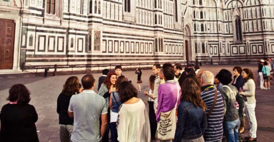 Legends of Florence: Exclusive Walking Tour by Night - Good To Know