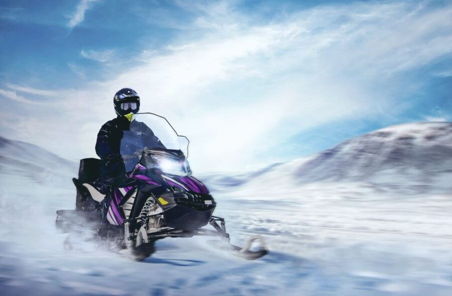 Levi: Electric Snowmobile Safari in Lapland