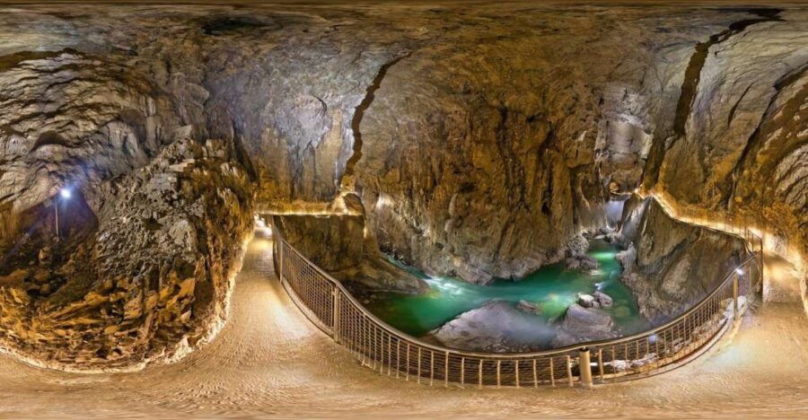 Lipica Stud Farm and ŠKocjan Caves From Trieste - Good To Know
