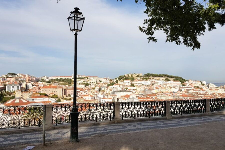 Lisbon: 1-Hour Private Romantic City Tour - Good To Know