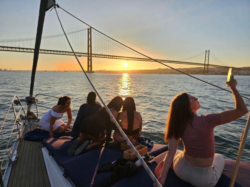 Lisbon: 2-hour Private Sunset Relaxing Tour - Good To Know