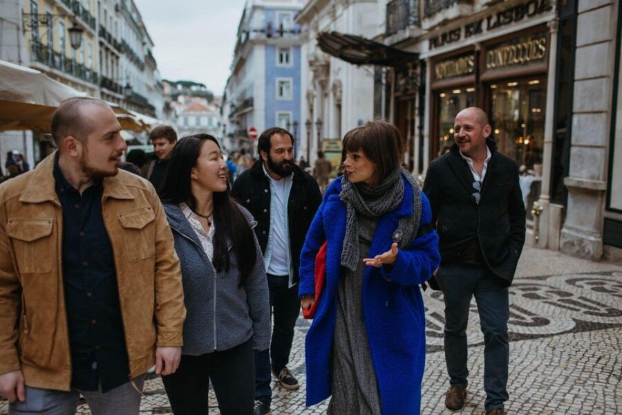 Lisbon: Evening Food & Wine Walking Tour With Local Guide - Good To Know