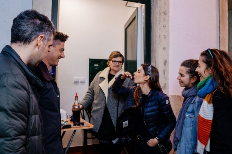 Lisbon: Food and Viewpoints Tour by Tuk-Tuk - Good To Know