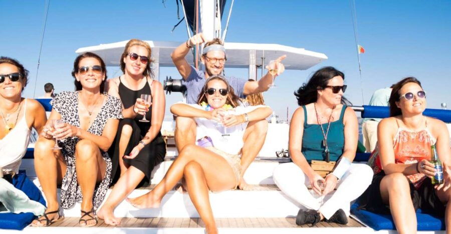 Lisbon: Luxury Private Sailing Boat Cruise on River Tagus
