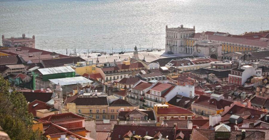 Lisbon: Private Full-Day Chauffeur Driven Tour - Good To Know