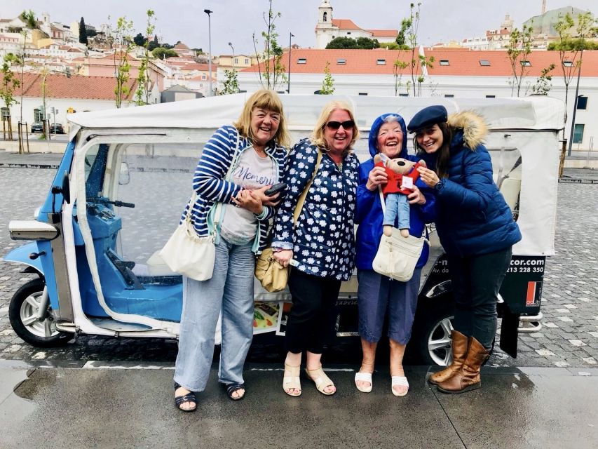 Lisbon: Private Guided Tour of Historical Center by Tuk Tuk - Good To Know