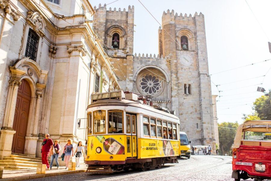 Lisbon: Private Half-Day Sightseeing Tour - Good To Know