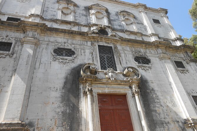Lisbon Self-Guided Walking Tour & Scavenger Hunt - Tour Overview