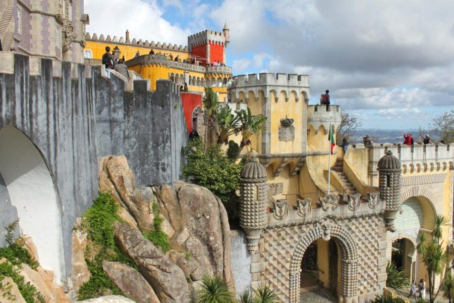 Lisbon: Sintra, Pena Palace, Cascais, and Cabo Da Roca - Good To Know