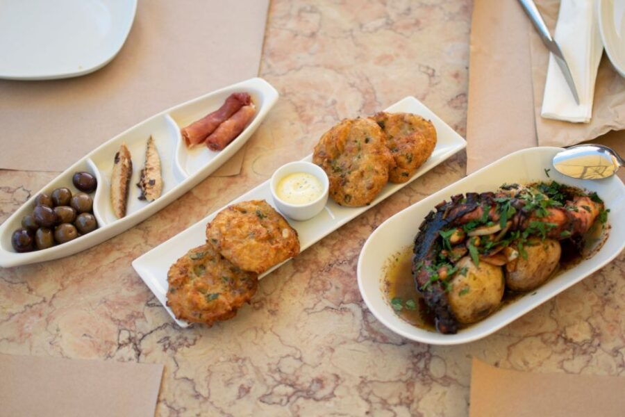 Lisbon Traditional Portuguese Food and Sightseeing Tour - Good To Know