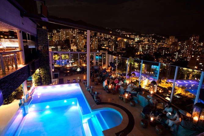 Live the Nightlife Rooftop Pub Crawl - Good To Know