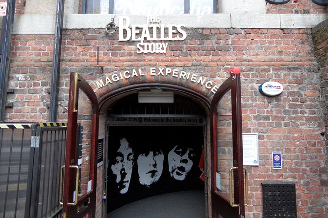 Liverpool and Beatles Private Walking Tour