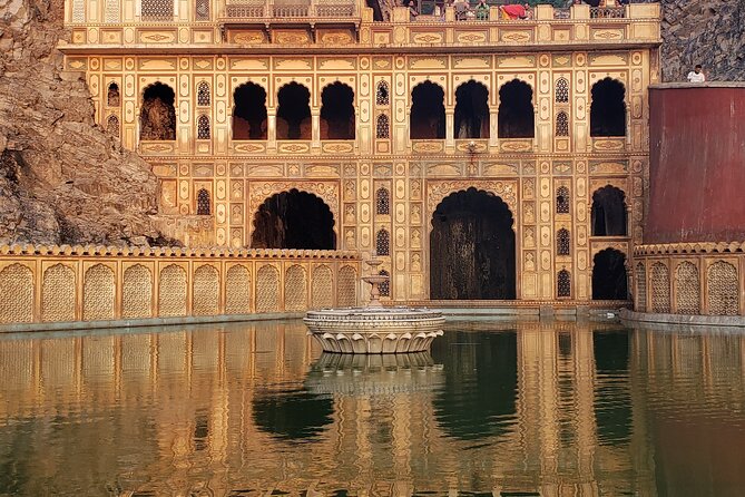 Local Breakfast & Full City Tour by Tuktuk - Good To Know