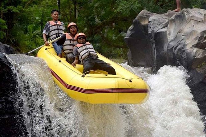 Lombok Rafting With Transport and Lunch