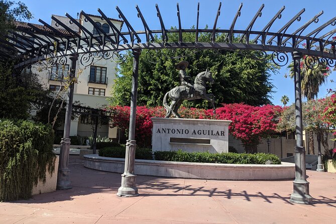 Los Angeles Scavenger Hunt Walking Tour and Game - Meeting Point Details