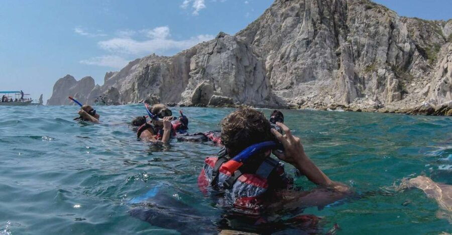 Los Cabos: Chileno & Santa María Bay Private Snorkeling Tour