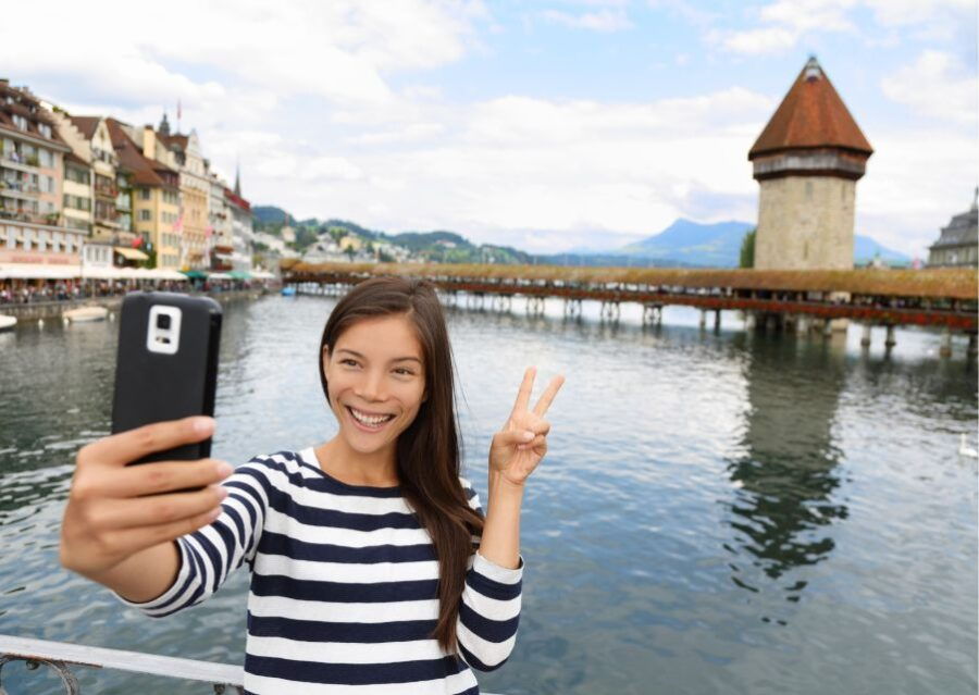 Lucerne: Private Walking Tour With Panoramic Yacht Cruise - Good To Know