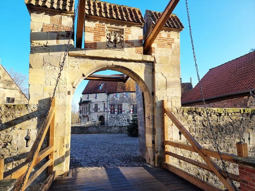 Lüdinghausen: 3 Castles City Quest Smartphone Game - Good To Know