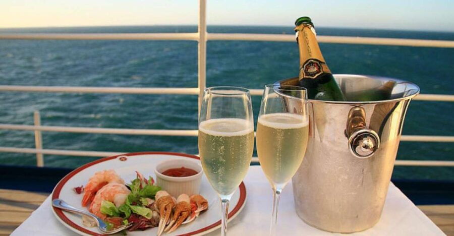 Lunch Cruise With Live Jazz on Sydney Harbour - Good To Know