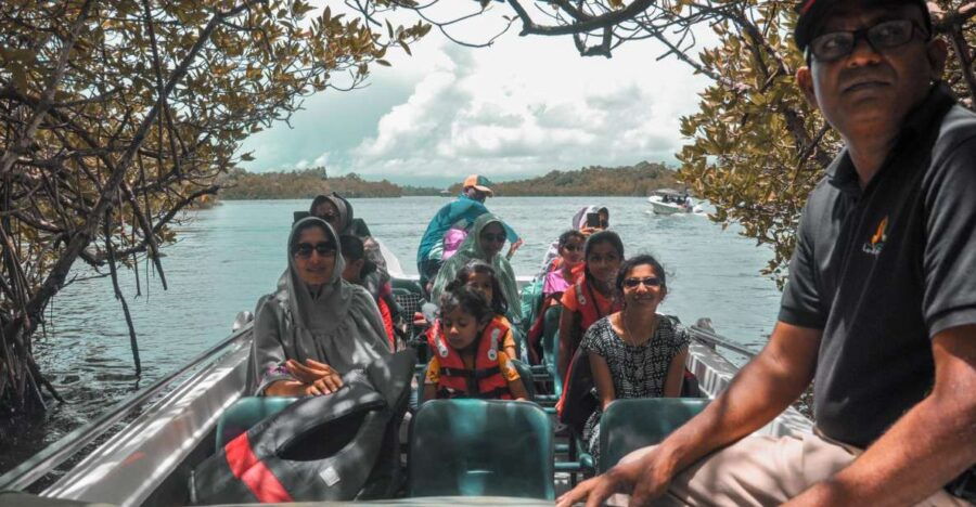 Lunuganga, Kosgoda and Balapitiya Day-Tour From Negombo - Tour Booking Details