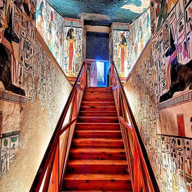 Luxor: Private Valley of Queens, Nobles & Habu Transfer Tour - Good To Know