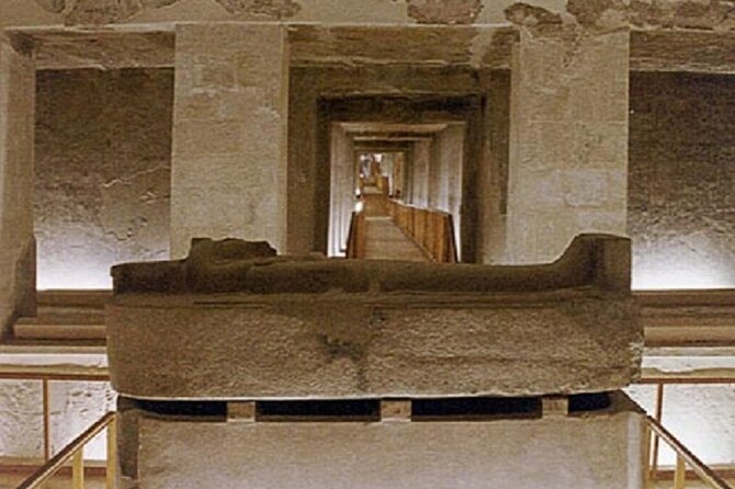 Luxor West Bank Group Tour: Valley of the Kings–Hatshepsut Temple–Memnon Colossi - Tour Itinerary