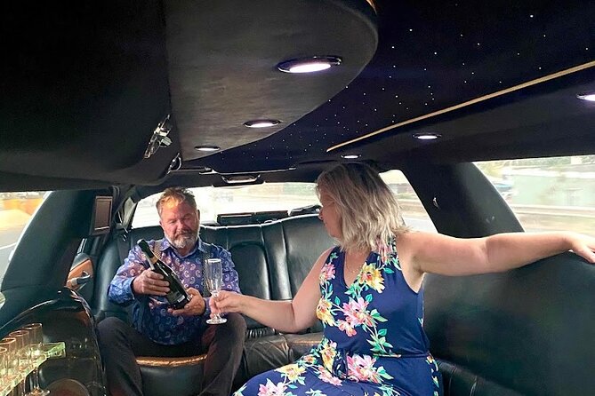 Luxury Limousine Private Transfer Around the Island of Maui