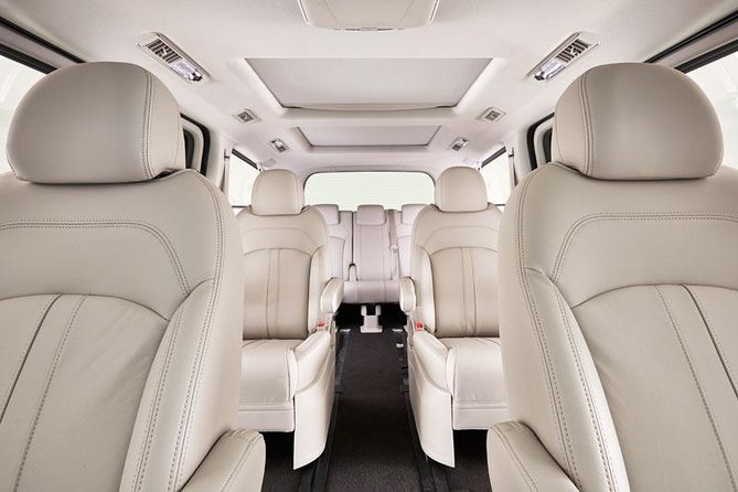 Luxury Van, Private Transfer, Cairns Airport – Port Douglas.