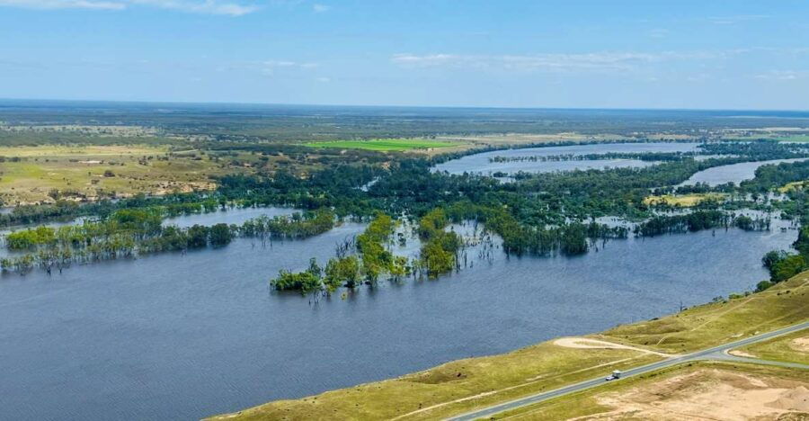 Lyndoch: Murray River & Barossa Scenic Helicopter Flight
