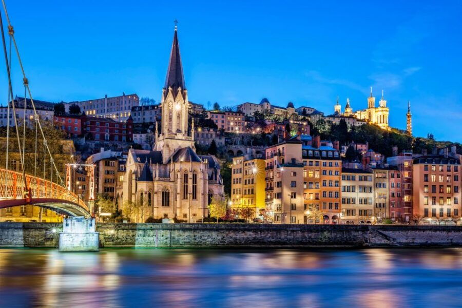 Lyon Highlights Self-Guided Scavenger Hunt and Walking Tour