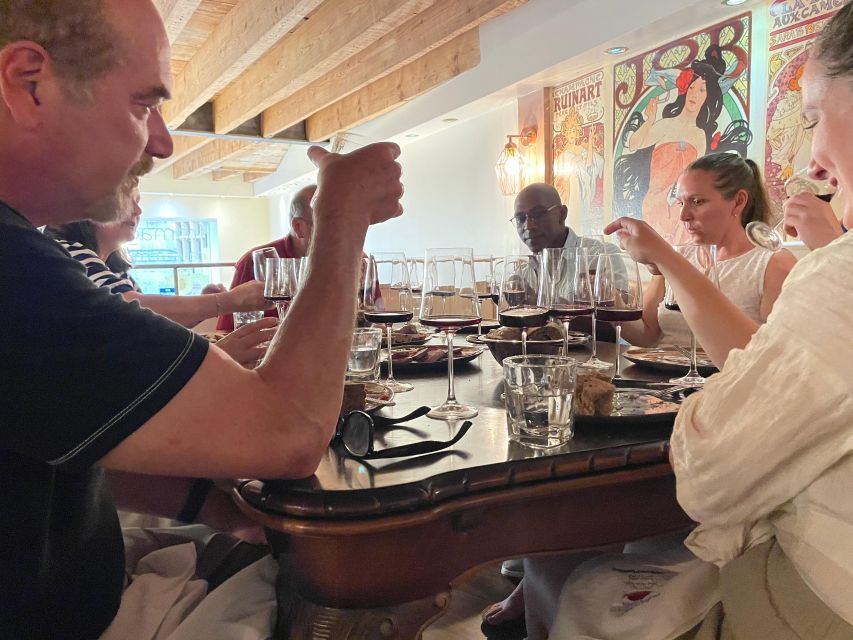 Lyon: Wine Tasting & Cheese Pairings With a French Sommelier