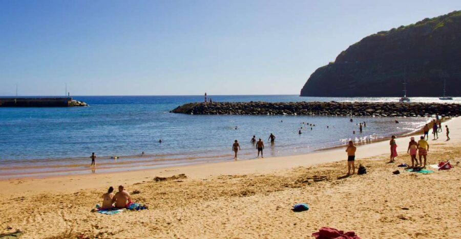 Madeira: Pico Do Areiro, Santana and Machicos Golden Beach - Good To Know