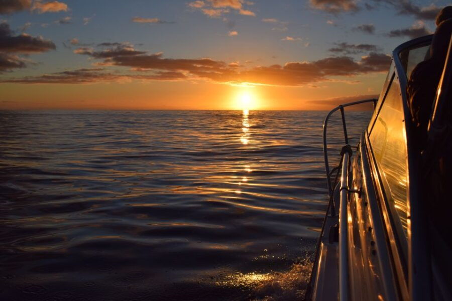 Madeira: Private Sunset Yacht Cruise With Snorkeling & Wine - Good To Know