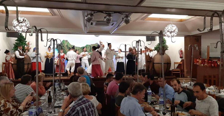 Madeira: Traditional Madeiran Dinner & Show - Good To Know