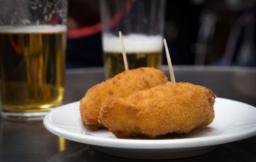 Madrid: Authentic Tapas Evening Tour With a Side of History - Good To Know