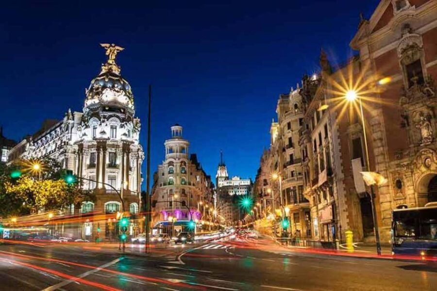 Madrid: Panoramic Open-Top Bus Day or Night Tour With Guide - Good To Know