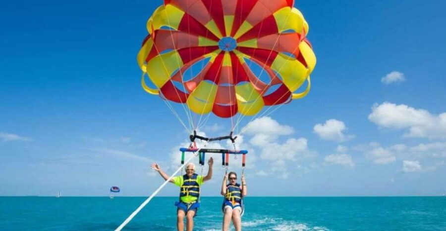 Makadi Bay: Parasailing, Jet Boat, Banana, Sofa & Transfers - Good To Know