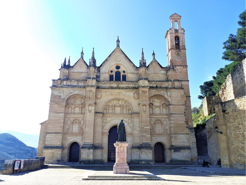 Málaga: Antequera Guided Walking Tour