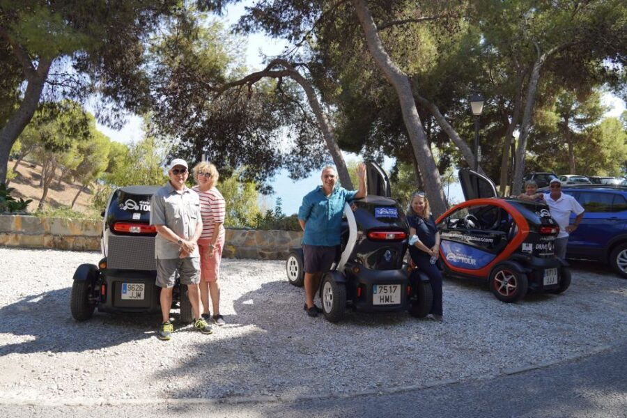 Malaga: Electric Car City Tour and Visit Gibralfaro Castle - Good To Know