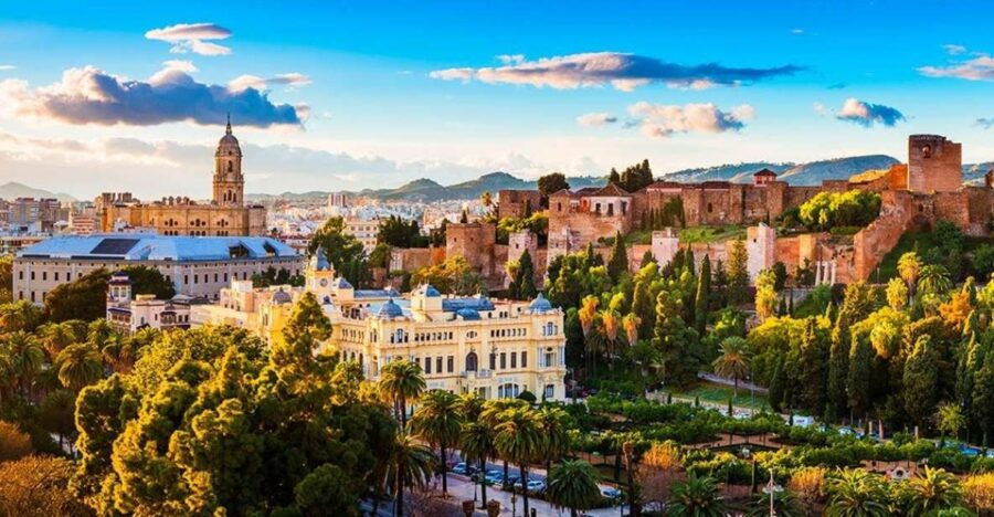 Málaga: Private Personalized Walking Tour - Good To Know