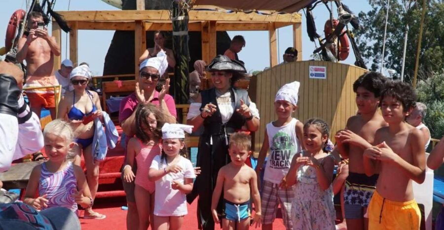 Manavgat River Boat Tour and Free Time at the Market